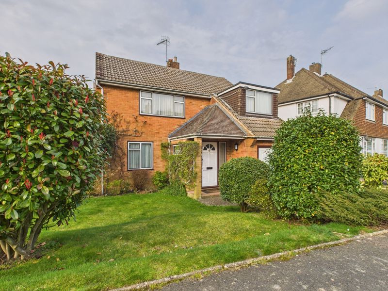 4 bedroom Detached for sale in Woodhill Park