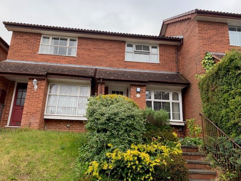 2 bedroom Terraced for  in The Birches