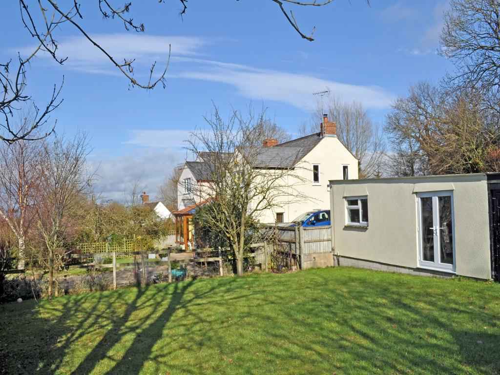 3 bedroom SemiDetached(Cottage) for sale in Errington Smith