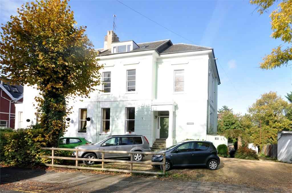 2 bedroom Apartment for sale in Cheltenham Errington Smith Home