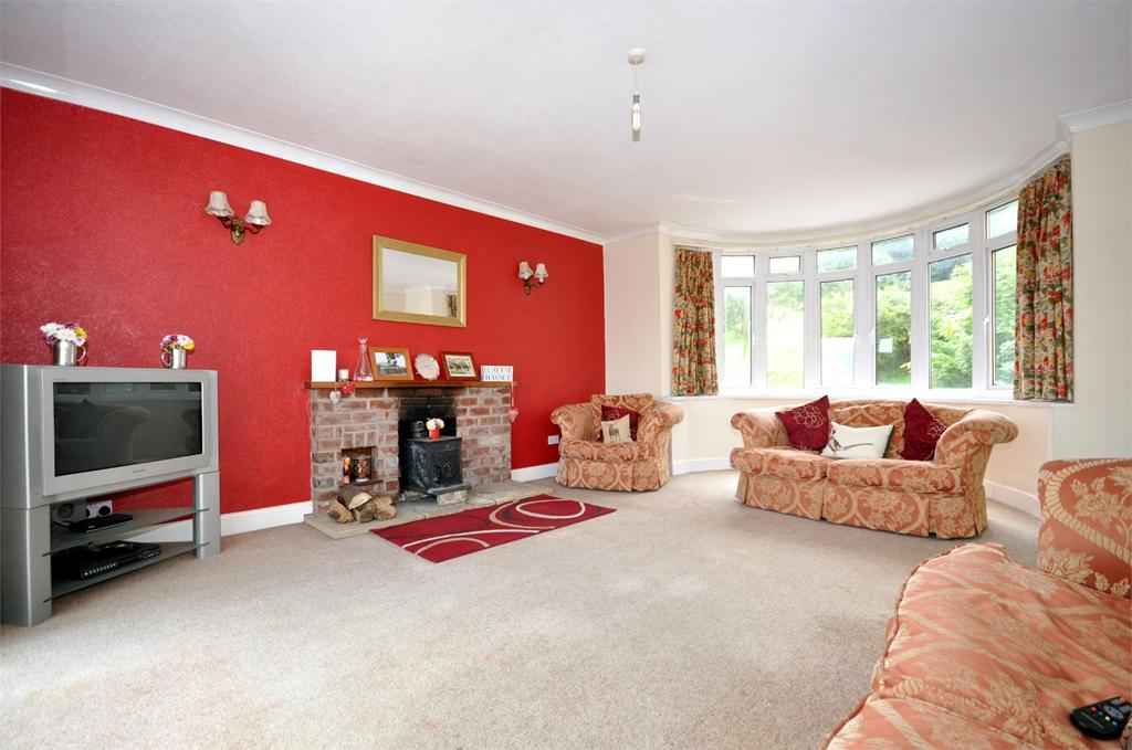 3 bedroom Detached (House) for sale in Leckhampton Errington Smith Home