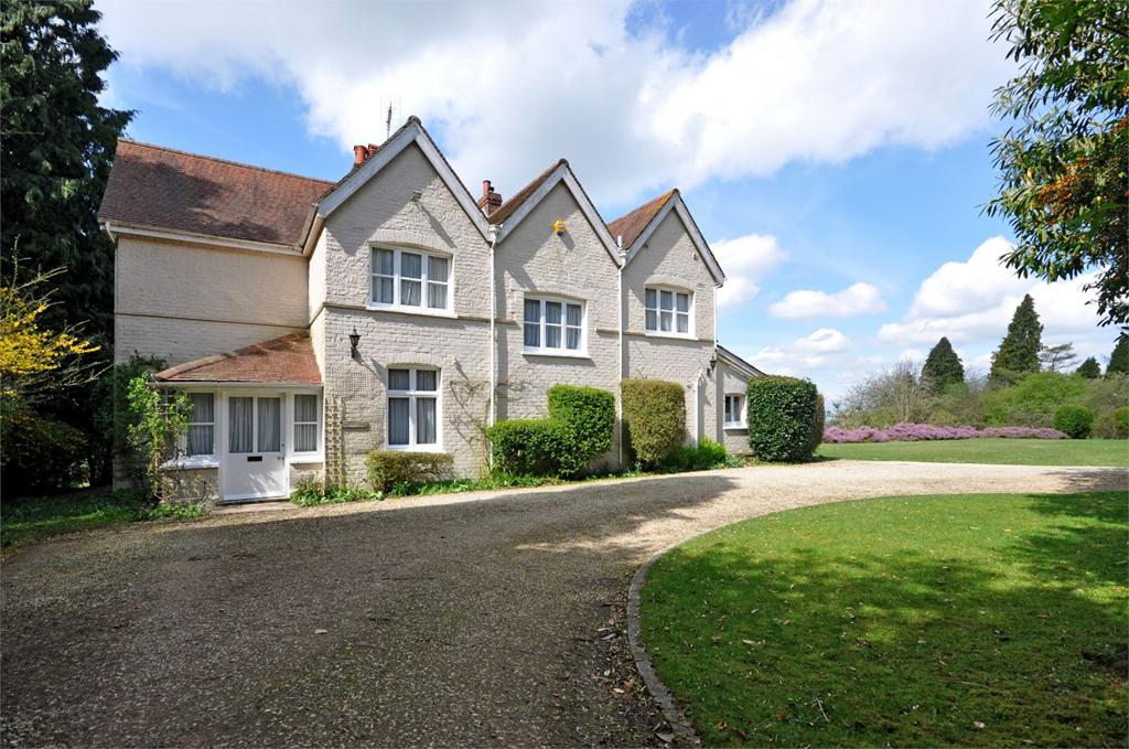 5 bedroom Detached (House) for sale in Cheltenham Errington Smith Home