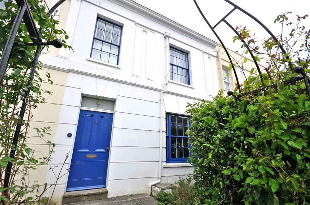 3 bedroom Mid Terrace (House) for sale in Cheltenham Errington Smith Home