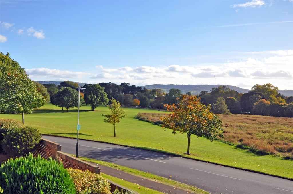 4 bedroom SemiDetached (House) for sale in Cheltenham Errington