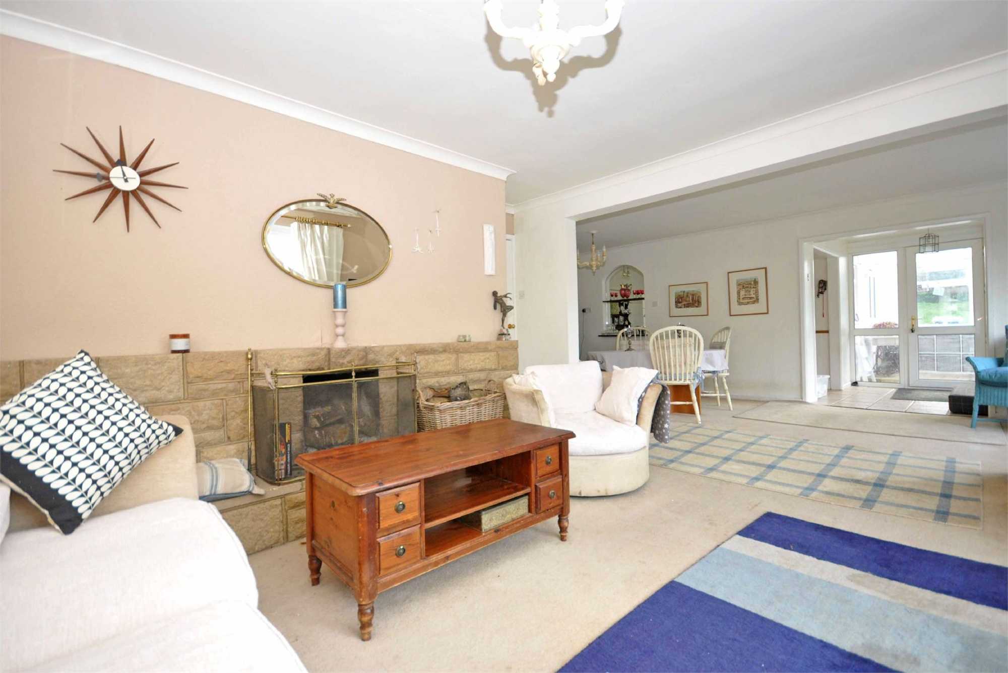 4 bedroom DetachedHouse for sale in Gloucester Errington Smith Home