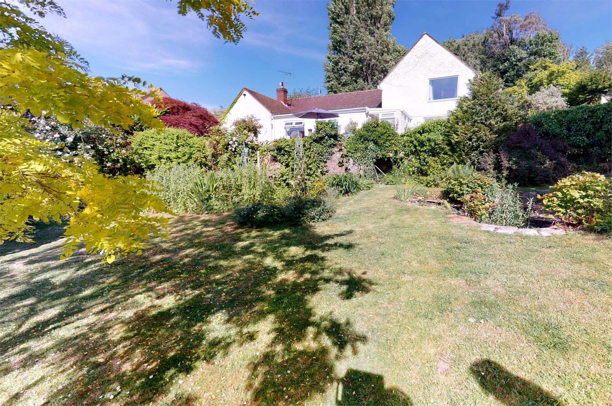 4 bedroom DetachedHouse for sale in Gloucester Errington Smith Home