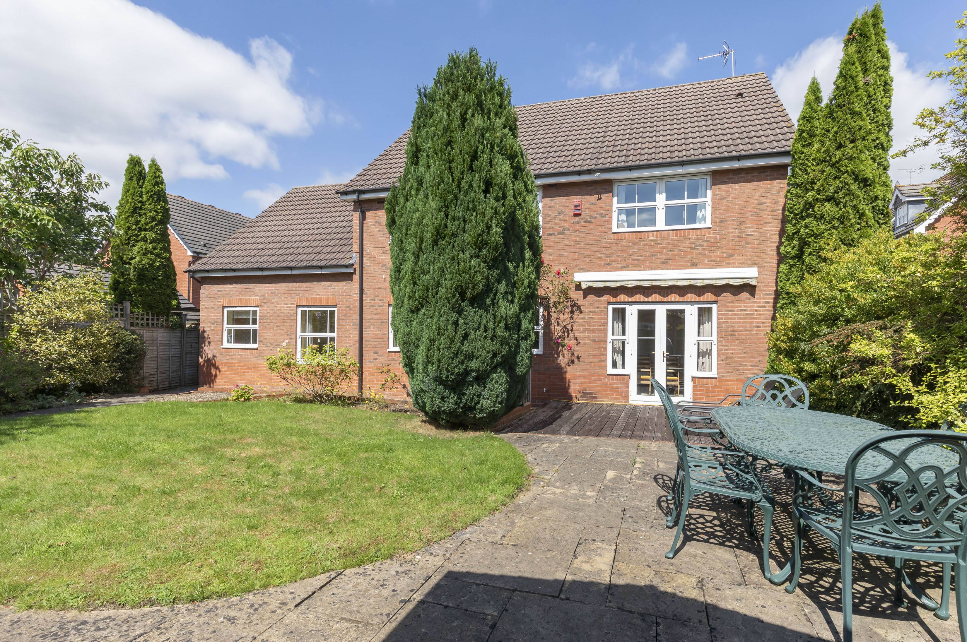 4 bedroom DetachedHouse for sale in Cheltenham Errington Smith Home