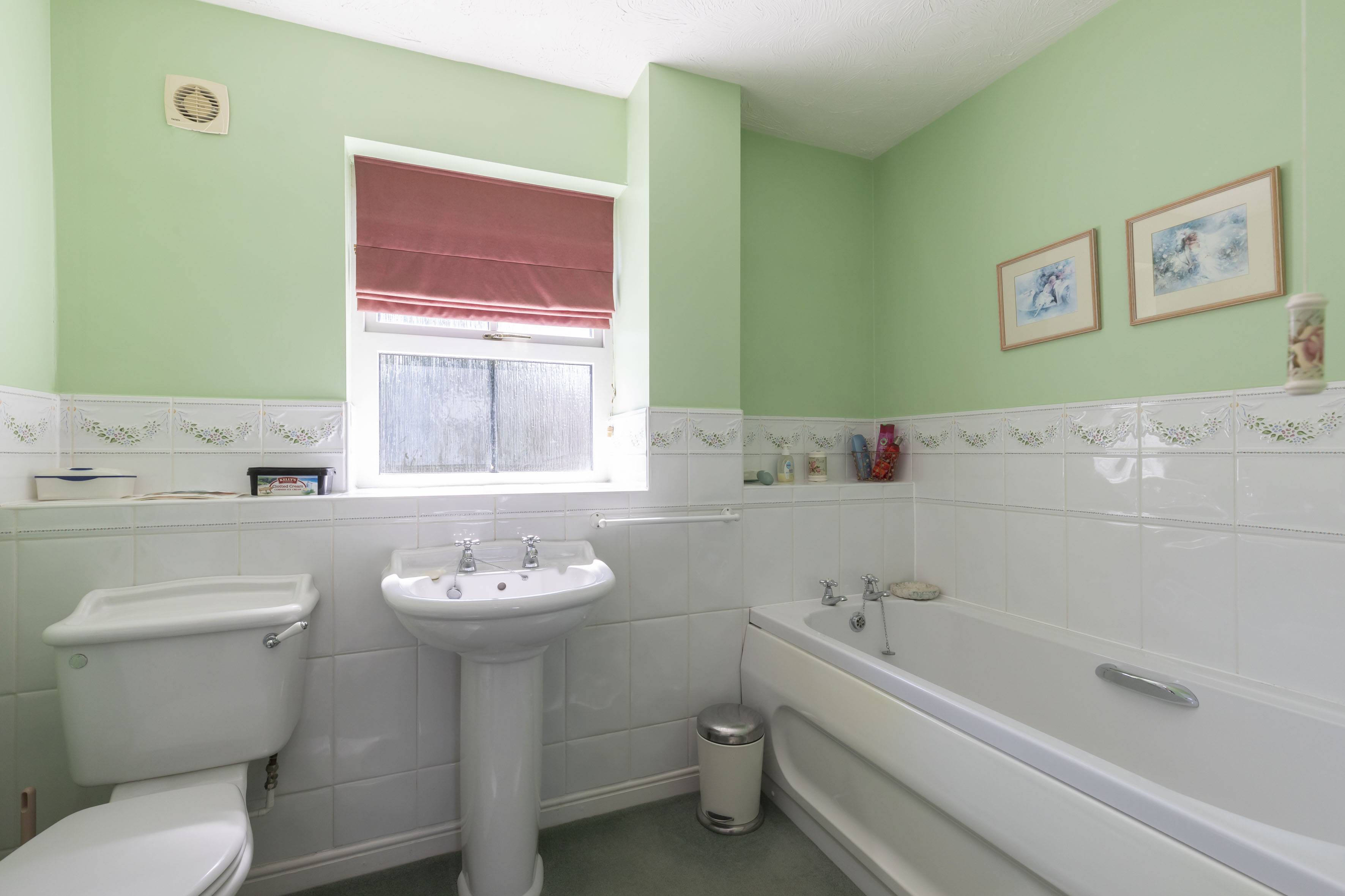 4 bedroom DetachedHouse for sale in Cheltenham Errington Smith Home