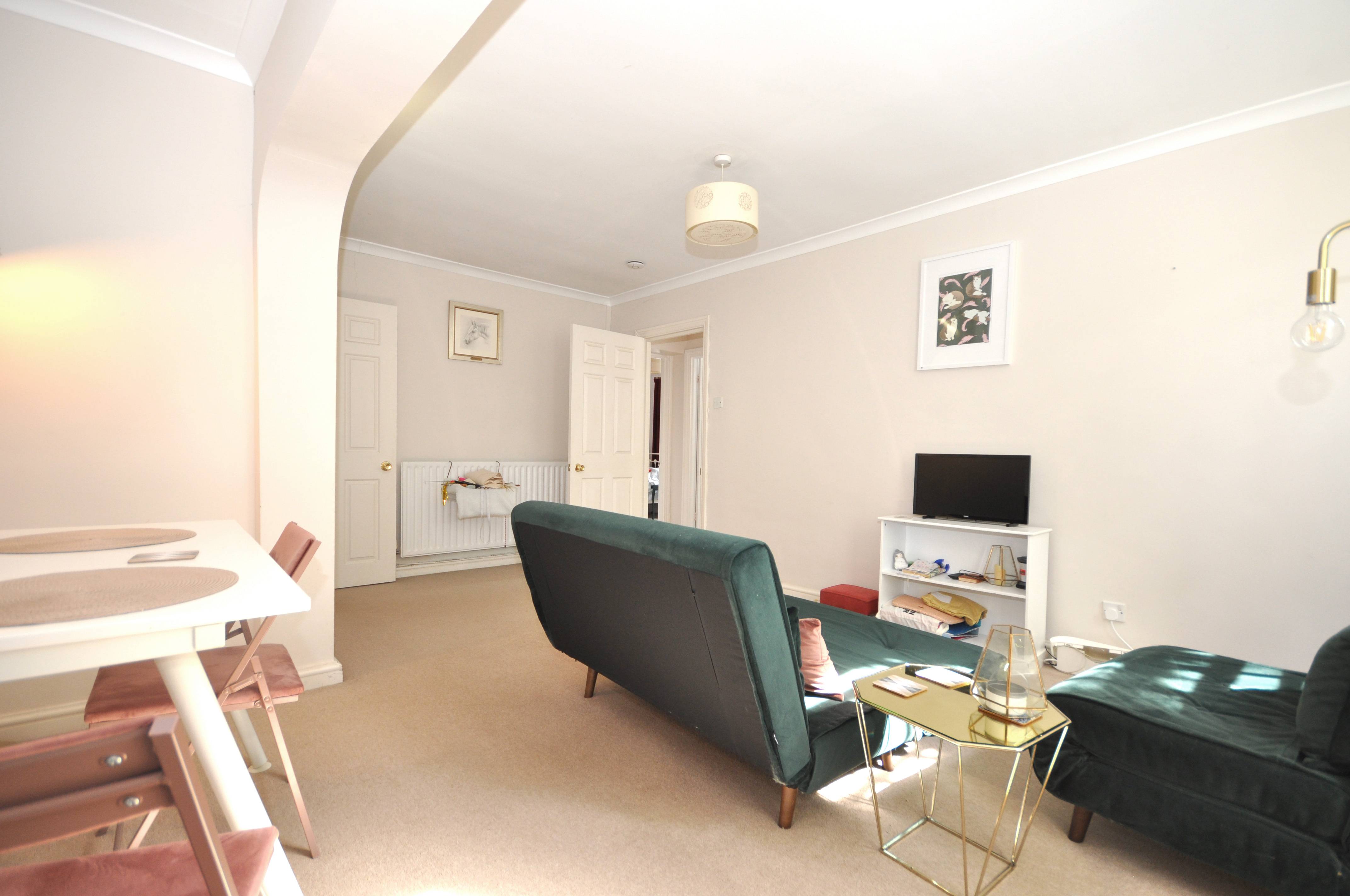 2 bedroom Apartment for rent in Leckhampton, Cheltenham Errington