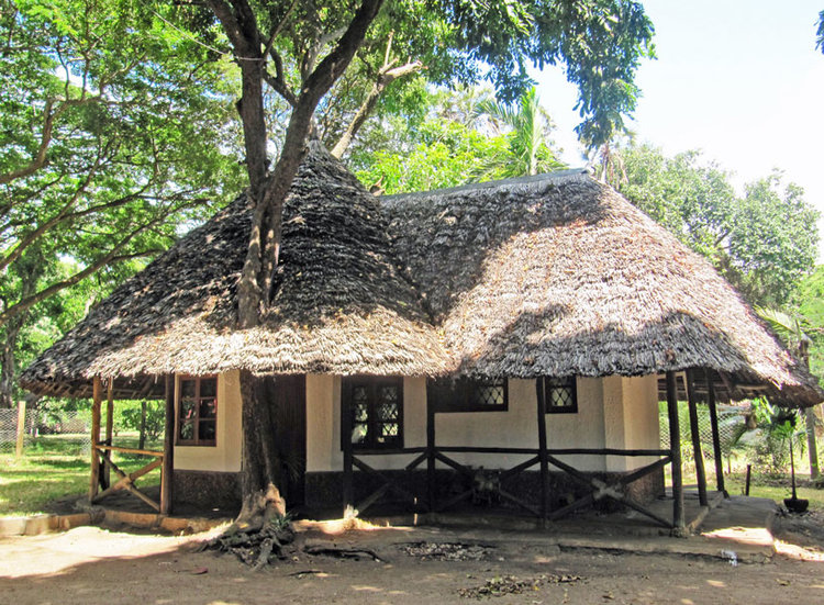 STUNNING 7 ACRE PROPERTY ON MTWAPA CREEK FOR SALE