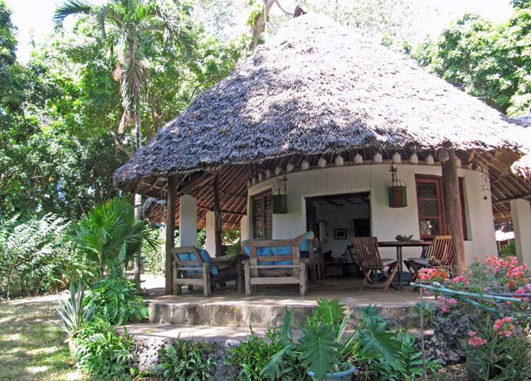 STUNNING 7 ACRE PROPERTY ON MTWAPA CREEK FOR SALE