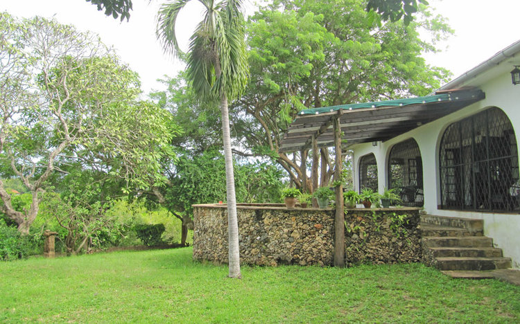 STUNNING 7 ACRE PROPERTY ON MTWAPA CREEK FOR SALE