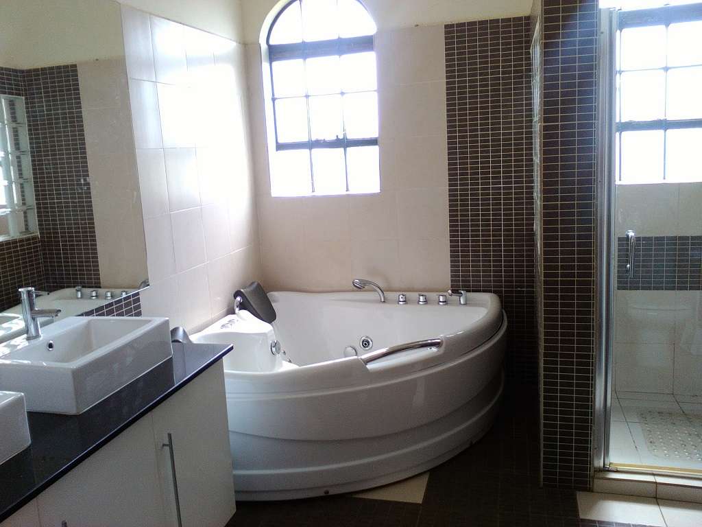 A spacious and well presented double storey house