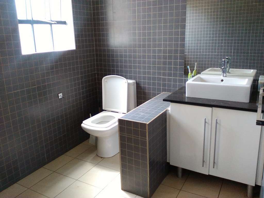 A spacious and well presented double storey house
