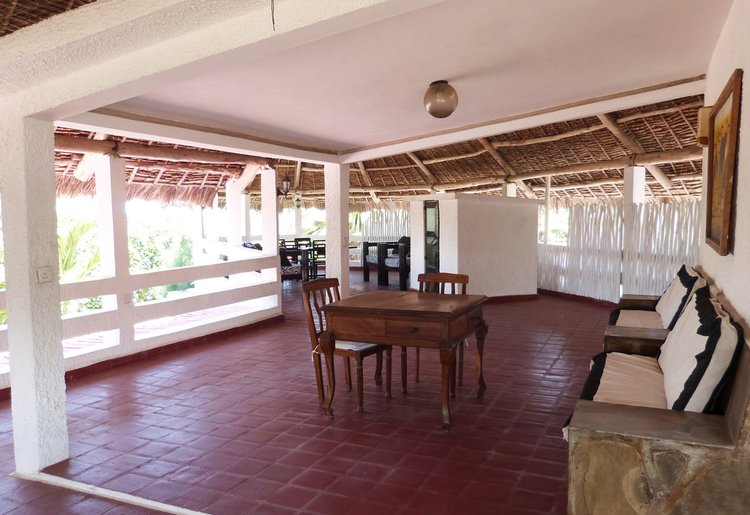 3 BEDROOM VILLA WITH POOL CLOSE TO WATAMU VILLAGE, FOR SALE