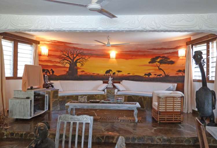 3 BEDROOM VILLA WITH POOL CLOSE TO WATAMU VILLAGE, FOR SALE