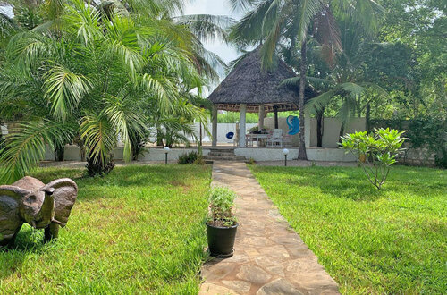 4 BEDROOM HOUSE IN MIDA FOREST