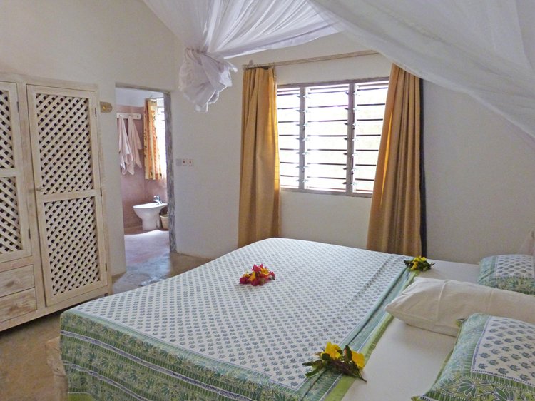 BEAUTIFUL 6 BEDROOM HOUSE WITH POOL IN NORTH WATAMU