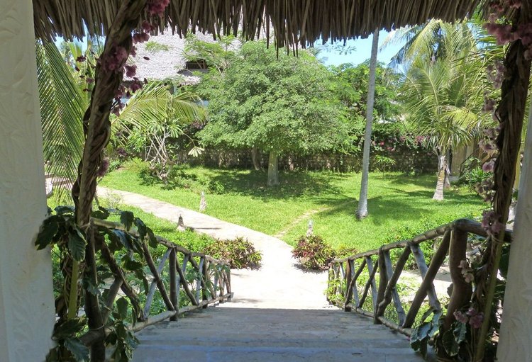 BEAUTIFUL 6 BEDROOM HOUSE WITH POOL IN NORTH WATAMU