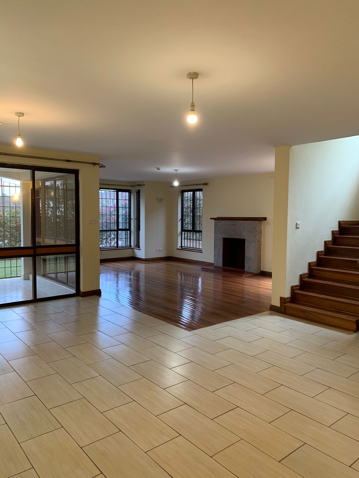 A contemporary multi levelled townhouse in this luxurious residential estate in Runda