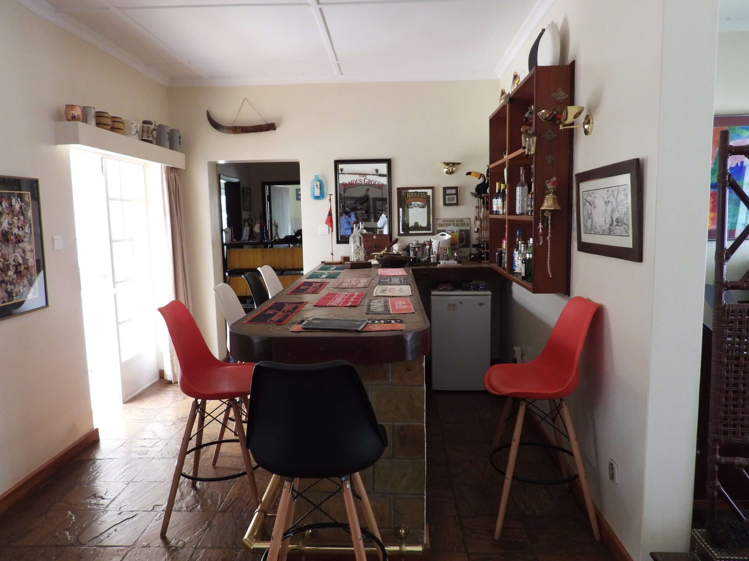 A beautifully maintained old style bungalow with very well manicured garden in Muthaiga North