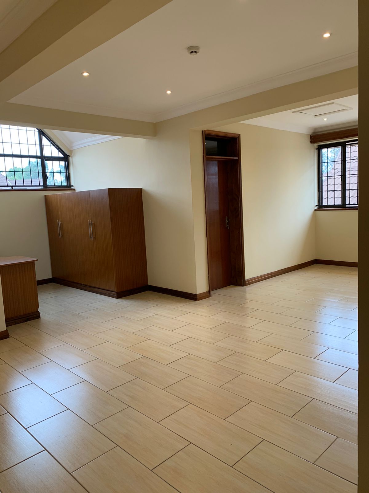A contemporary multi levelled townhouse in this luxurious residential estate in Runda
