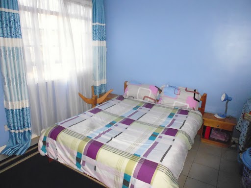 A spacious 3-bedroom APARTMENT, conveniently located along Mandera Road, Kileleshwa