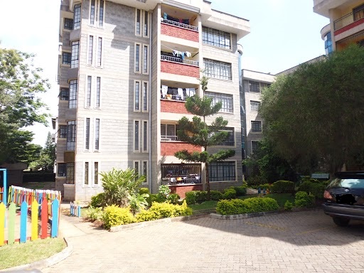 A spacious 3-bedroom APARTMENT, conveniently located along Mandera Road, Kileleshwa