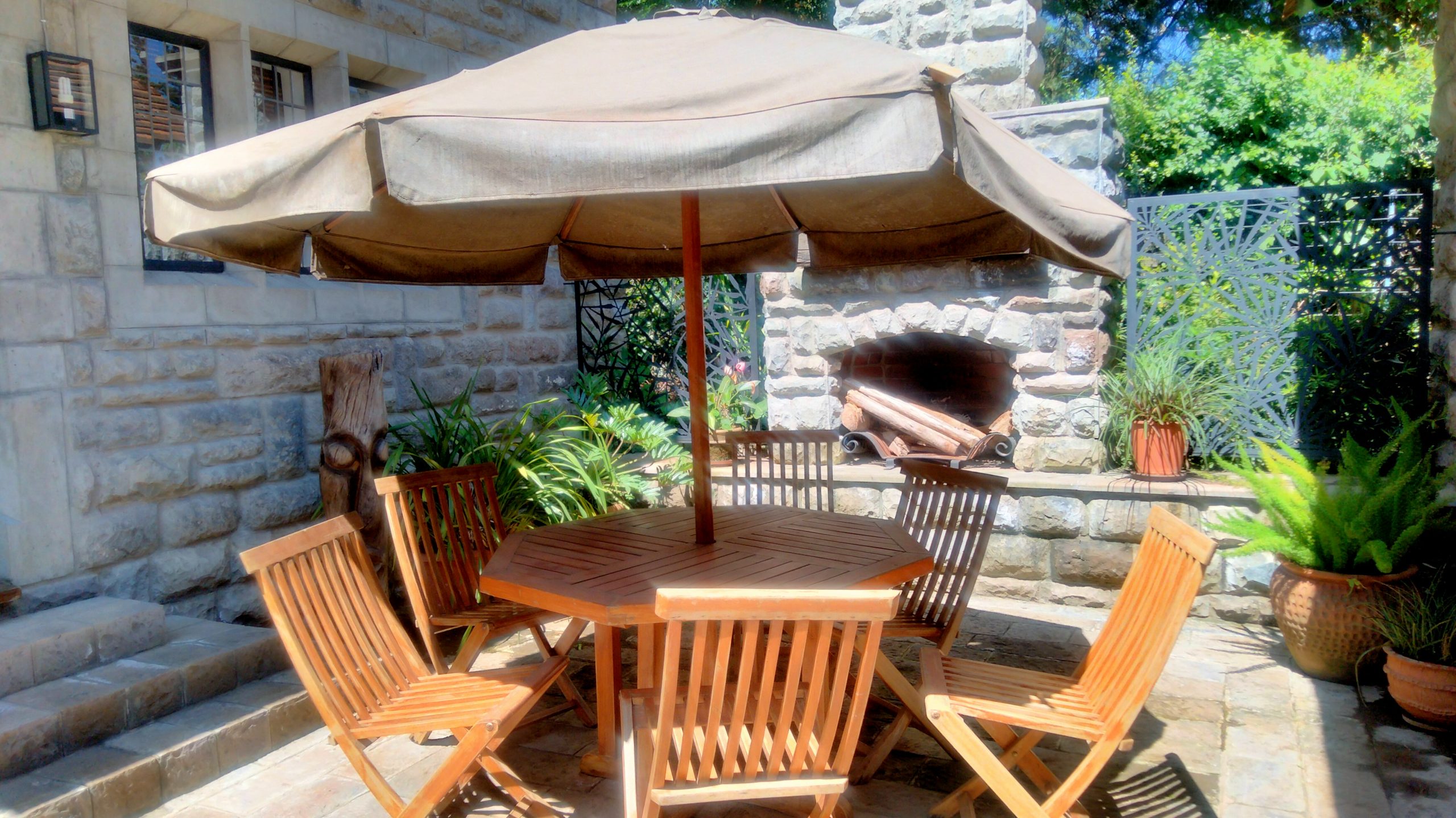 Spacious 2 bedroom double storey unit within a secure gated community in prime Old Muthaiga area.   