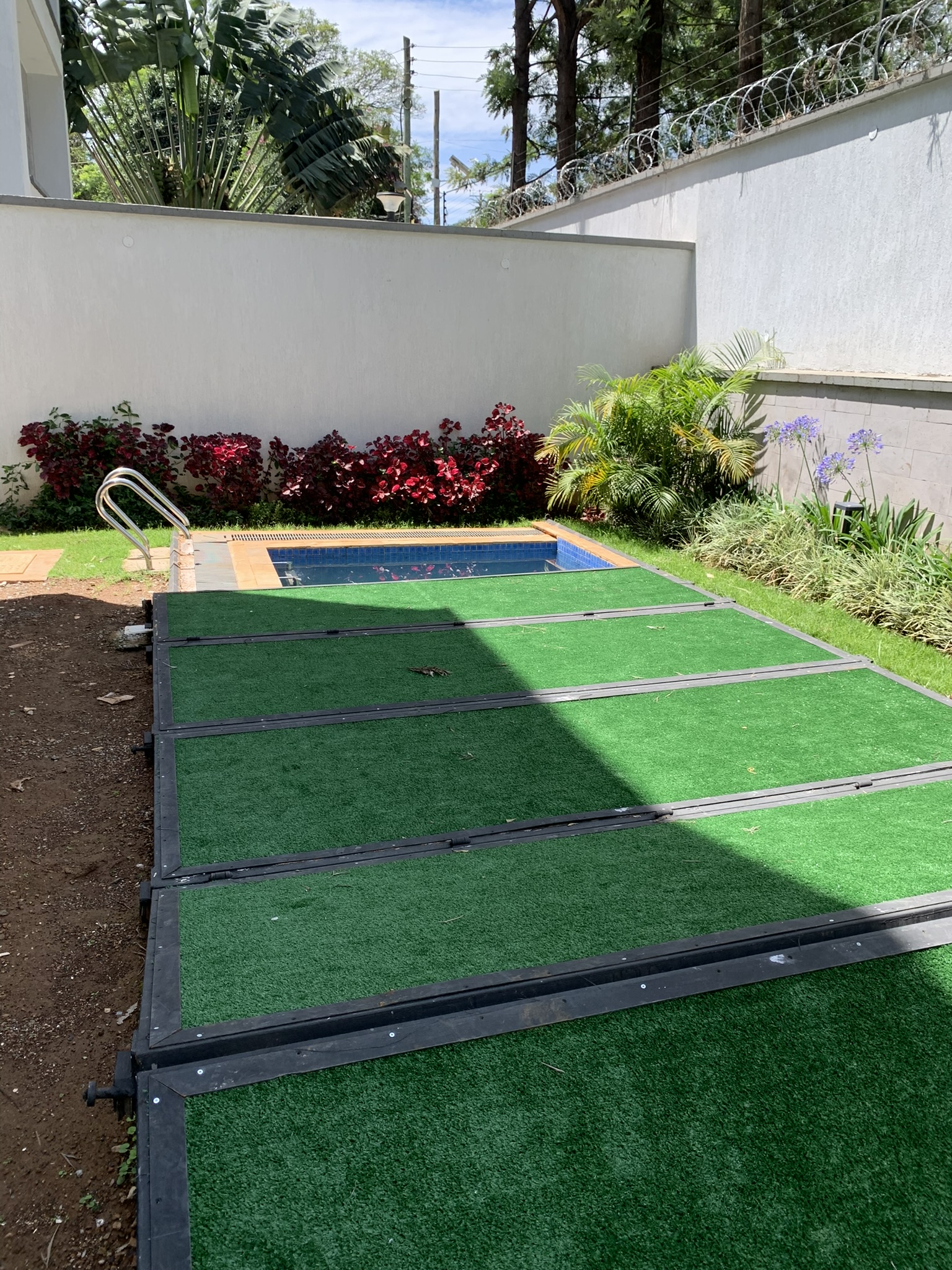 A stunning 5 bed house in a compound of 6 similar houses in Lavington