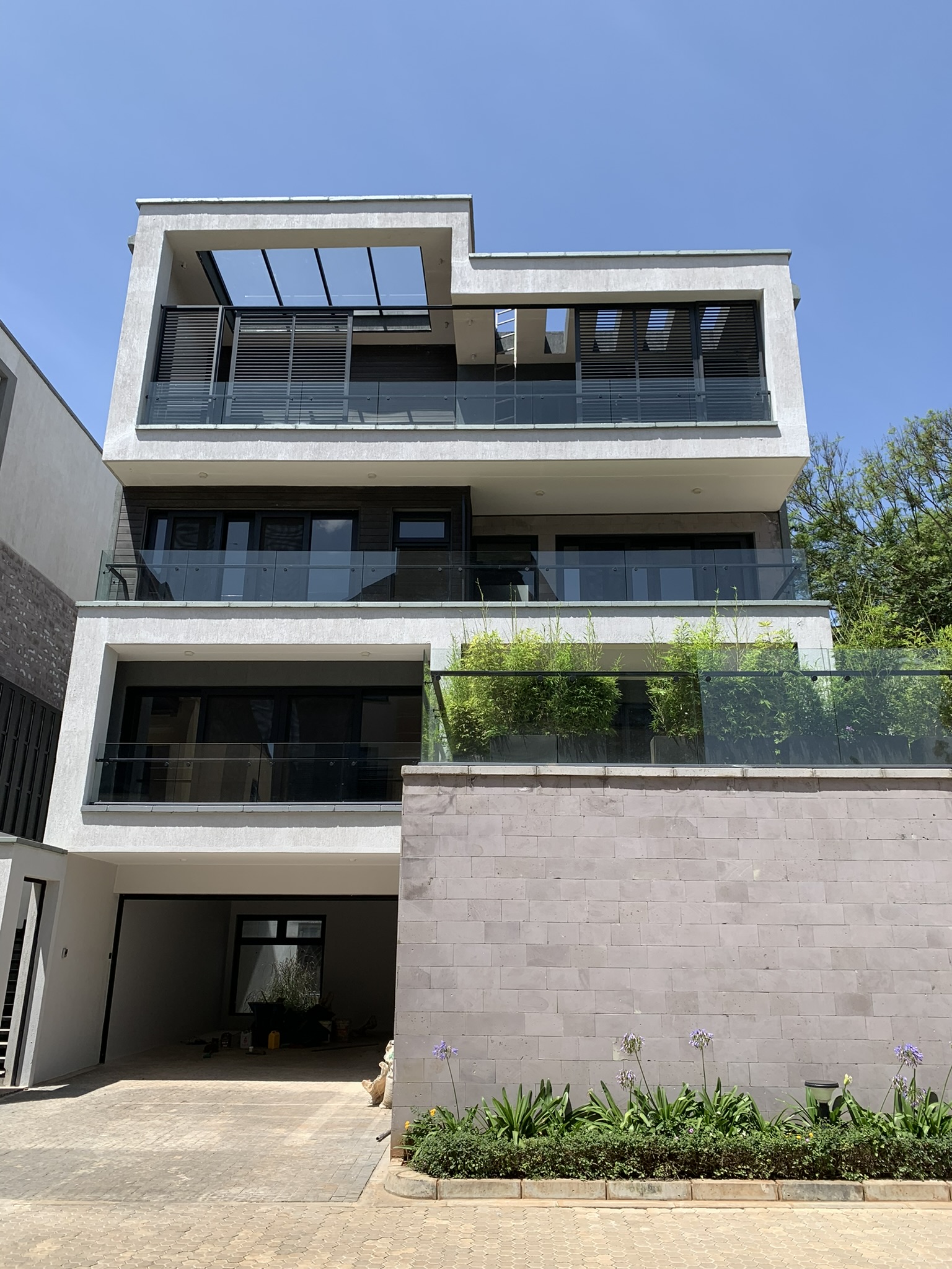 A stunning 5 bed house in a compound of 6 similar houses in Lavington