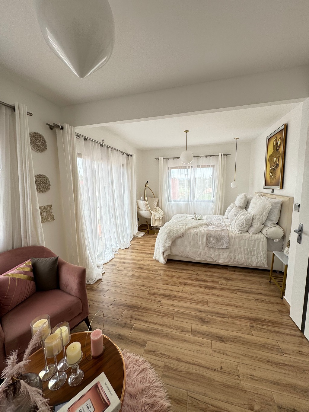 Modern three bedroom apartment in Tatu City