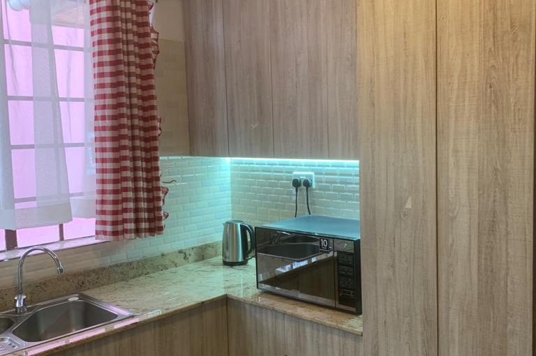 A 3 bedrooms + Study DUPLEX PENTHOUSE Apartment in Brookside