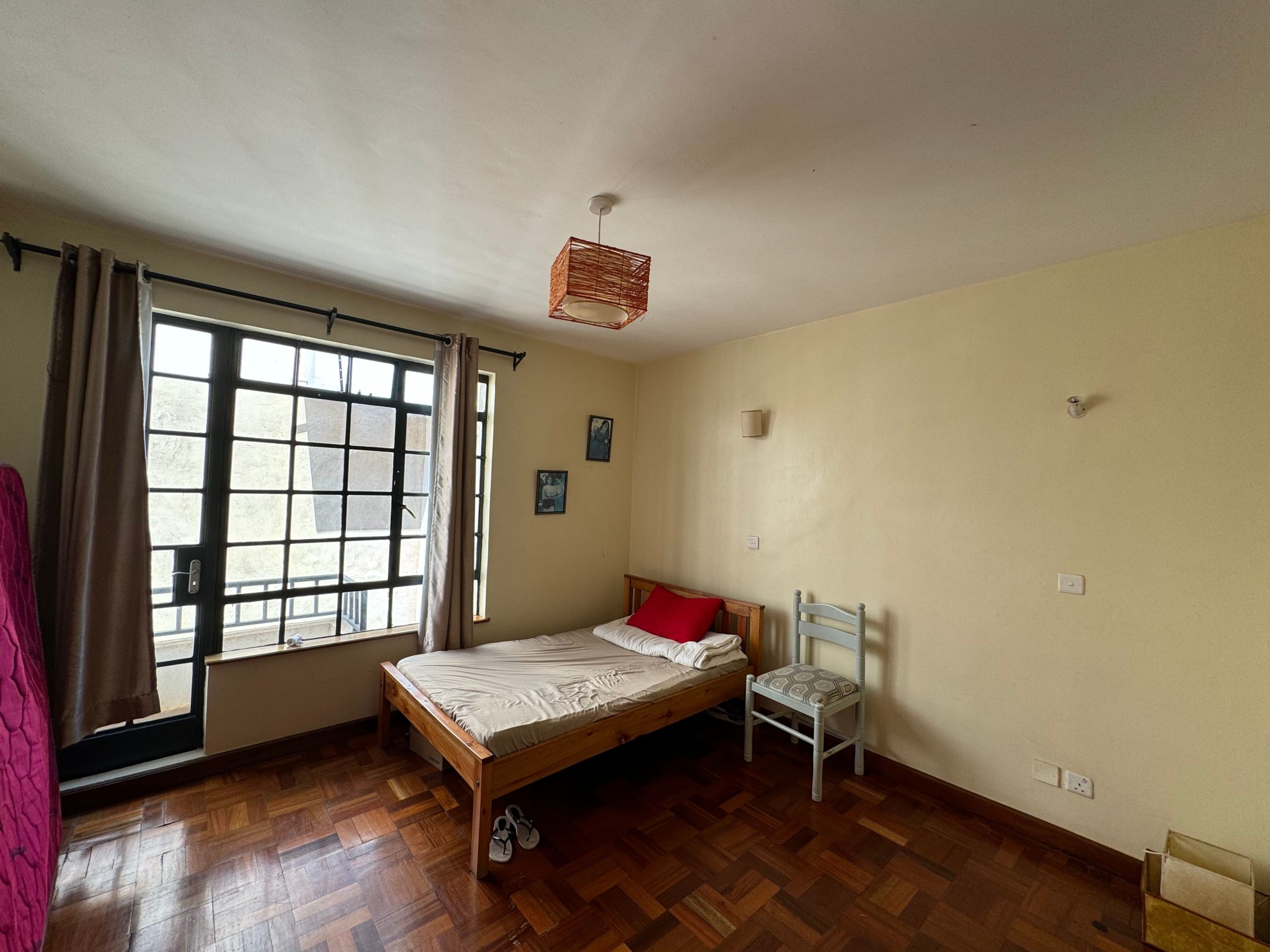Furnished duplex in Riverside