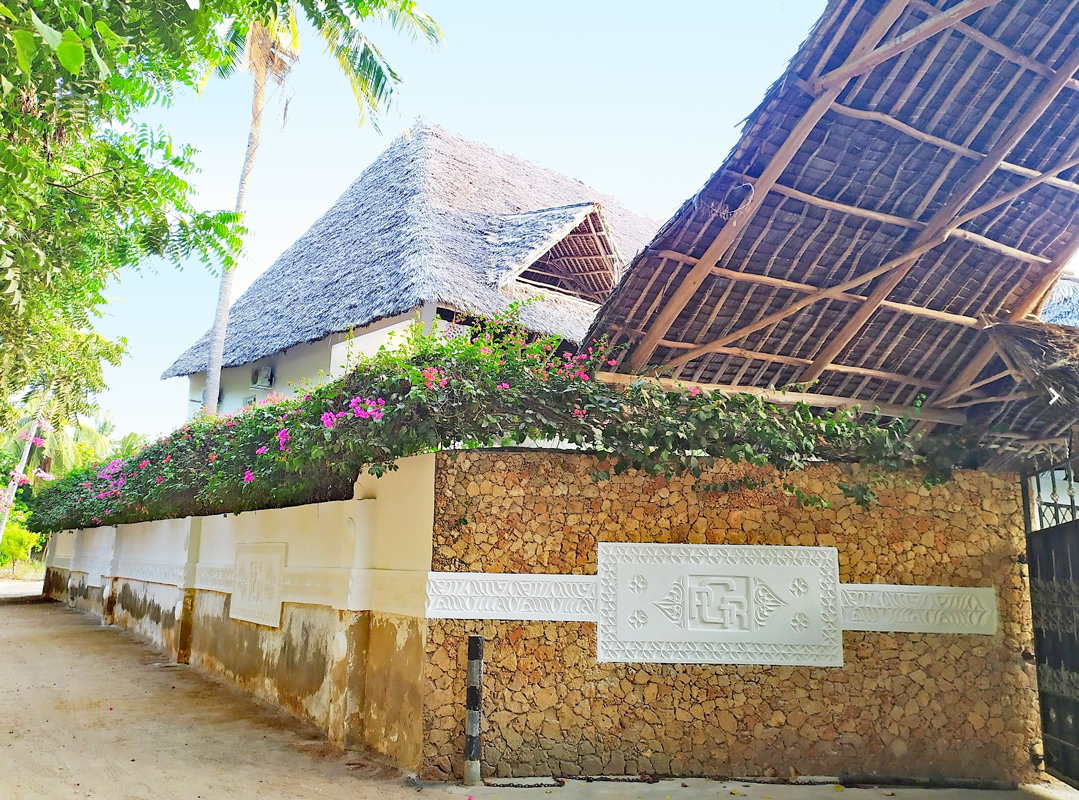 3 BEDROOM SEMI-DETATCHED VILLA IN PALM GARODA