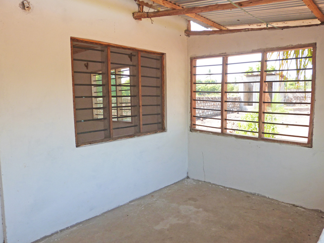 A QUARTER ACRE FREEHOLD PLOT FOR SALE
