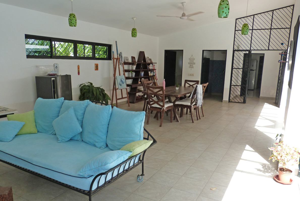 MODERN 4 BEDROOM HOUSE WITH POOL IN MIDA FOREST FOR SALE