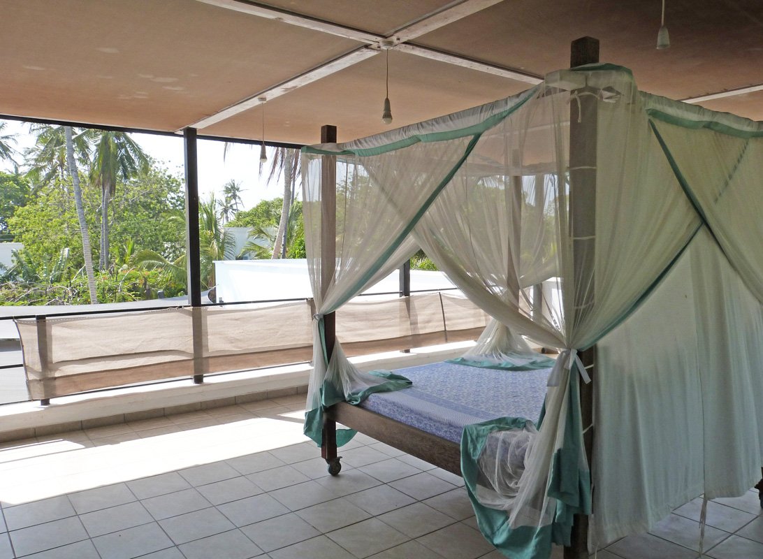 MODERN 4 BEDROOM HOUSE WITH POOL IN MIDA FOREST FOR SALE