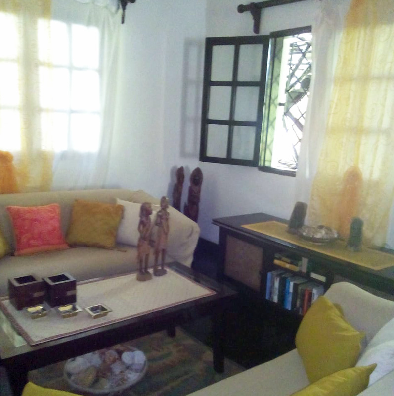 LOVELY 3 BEDROOM PRIVATE VILLA FOR SALE