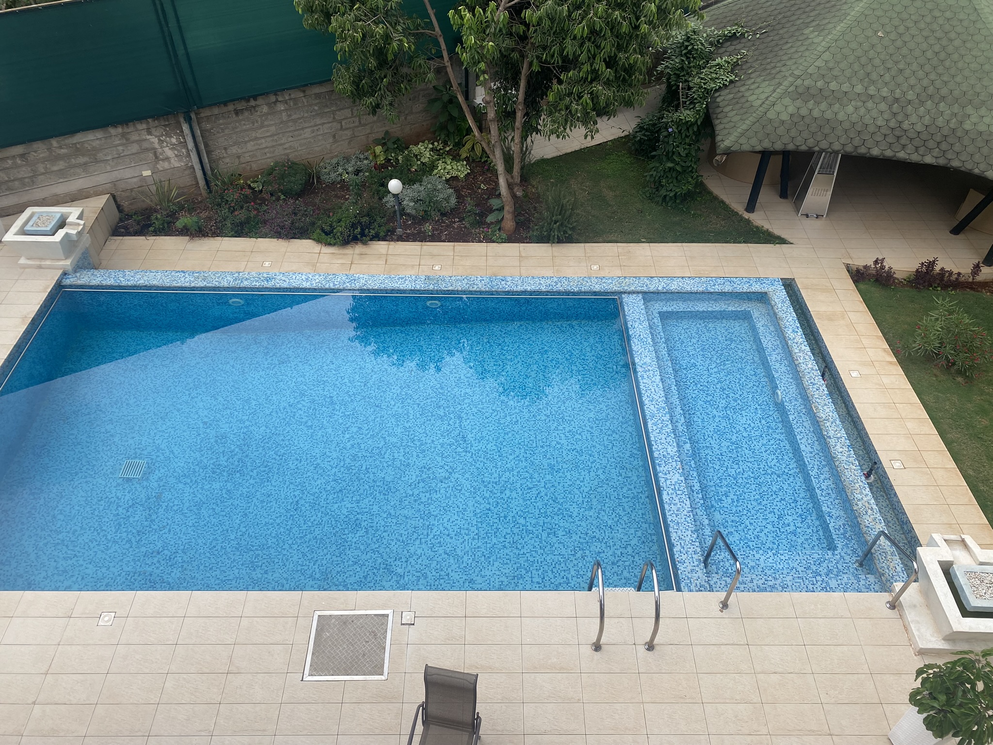 Elegant and modern 4 bedroom villa in Garden Estate
