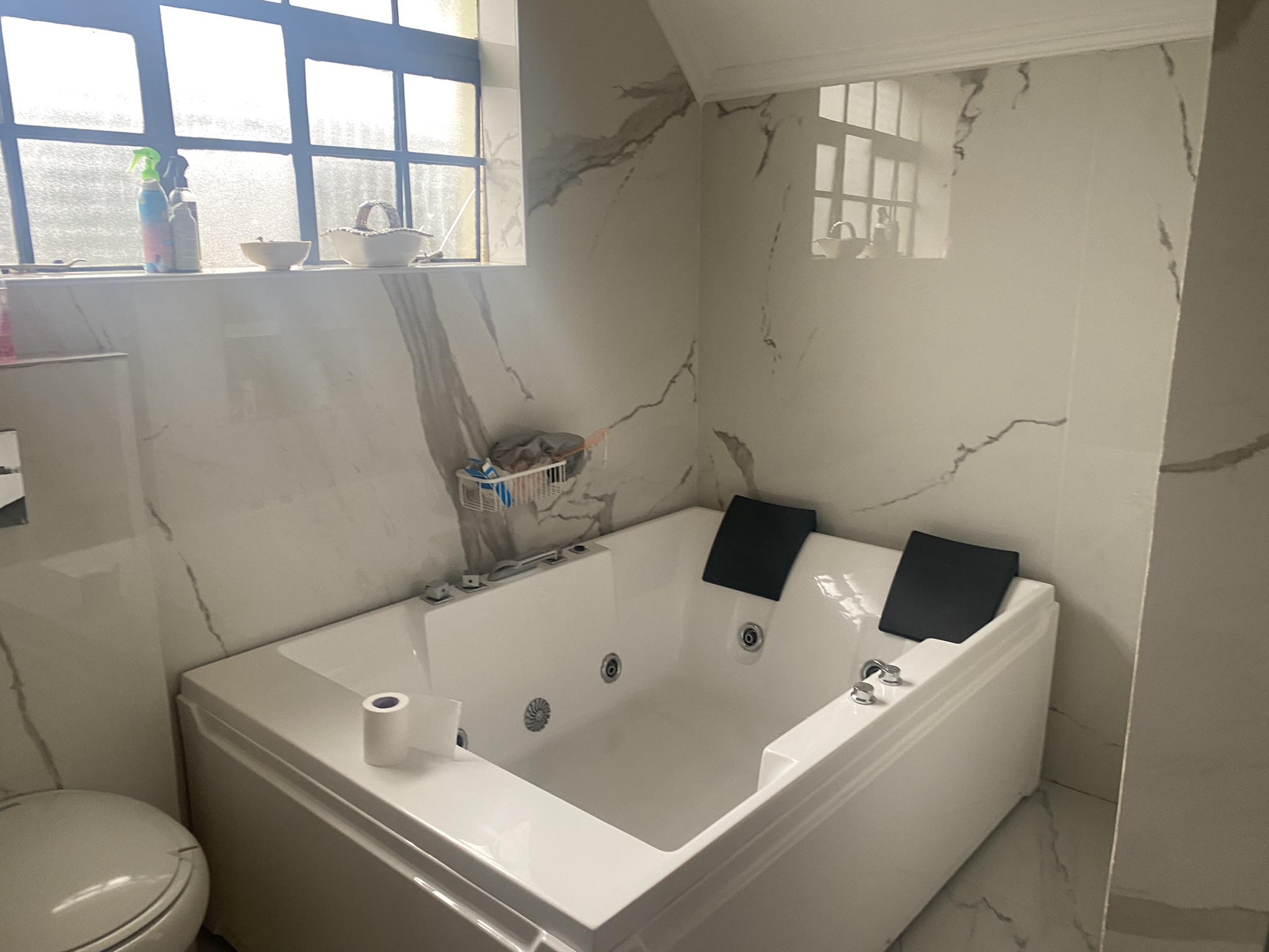 Elegant and modern 4 bedroom villa in Garden Estate