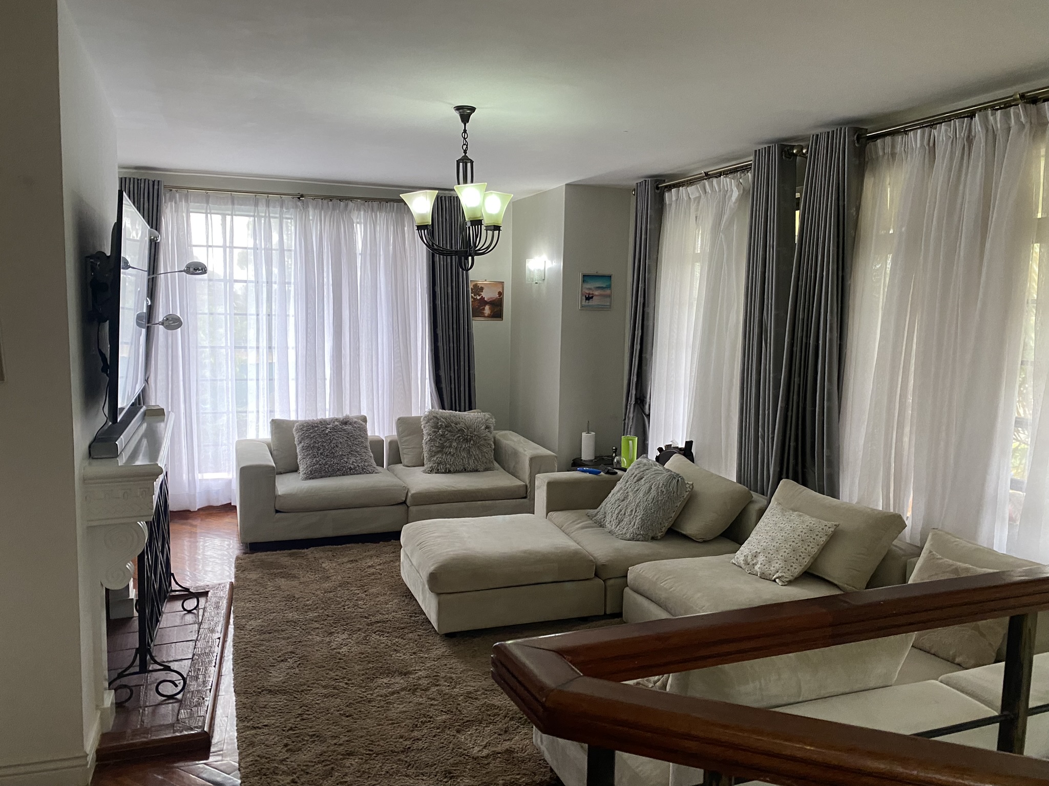 Elegant and modern 4 bedroom villa in Garden Estate