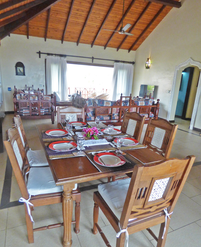SPECTACULAR PENTHOUSE APARTMENT WITH OCEAN VIEWS FOR SALE