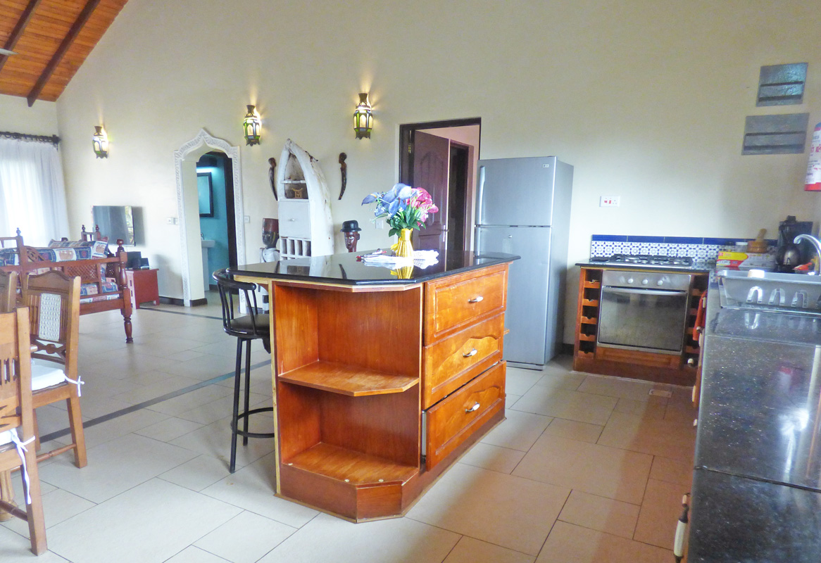 SPECTACULAR PENTHOUSE APARTMENT WITH OCEAN VIEWS FOR SALE