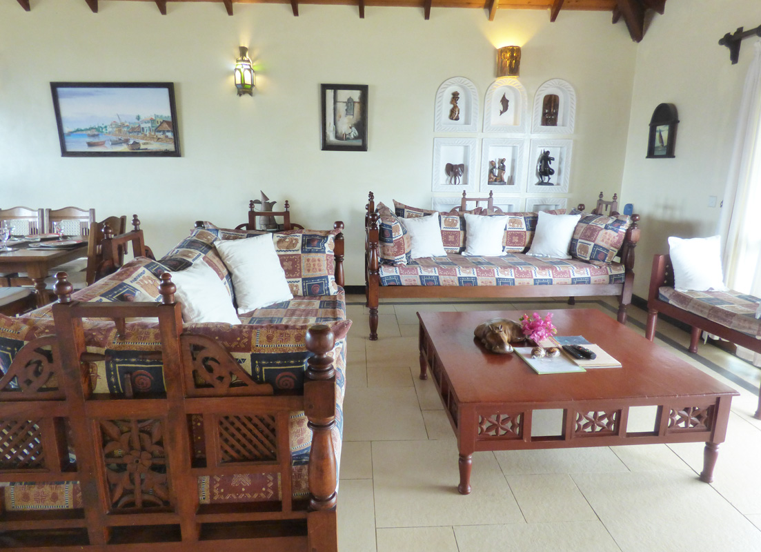 SPECTACULAR PENTHOUSE APARTMENT WITH OCEAN VIEWS FOR SALE