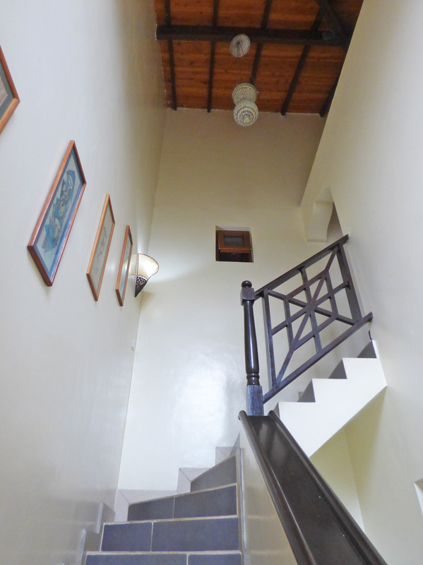 SPECTACULAR PENTHOUSE APARTMENT WITH OCEAN VIEWS FOR SALE