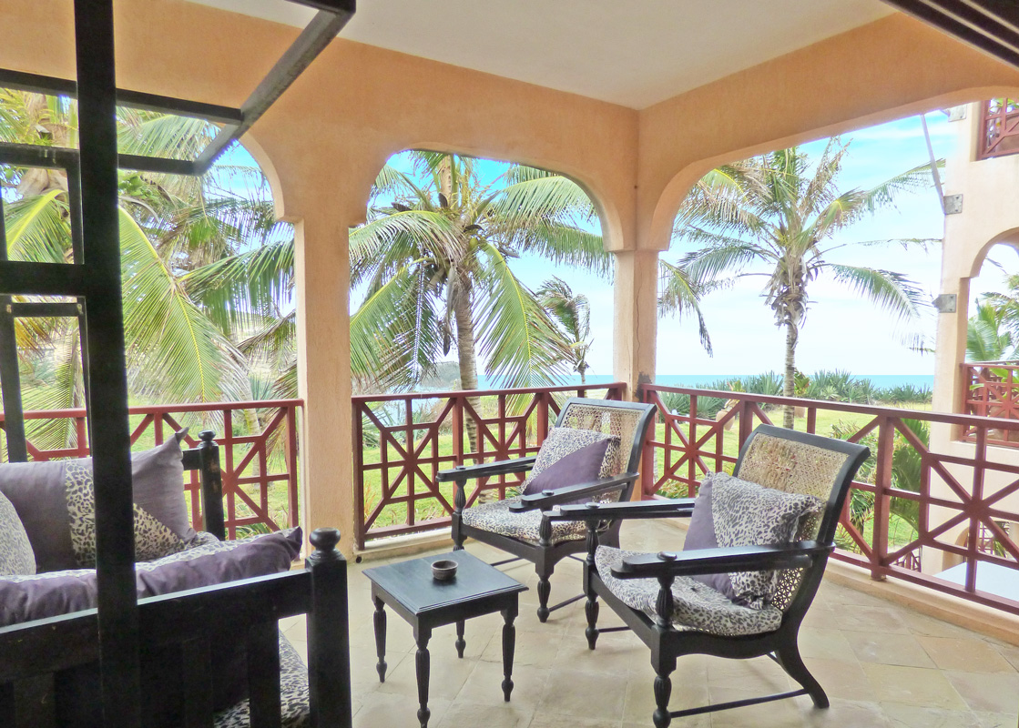SPECTACULAR PENTHOUSE APARTMENT WITH OCEAN VIEWS FOR SALE