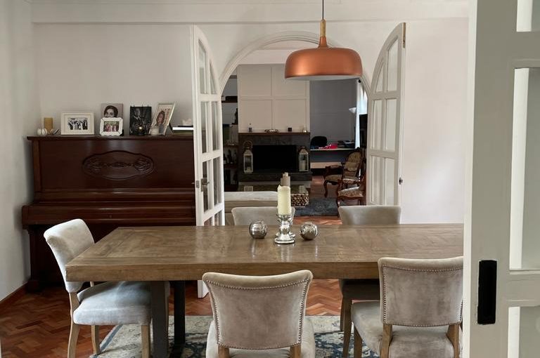 A charming 4-bedroom double storey house on 0.9 Acre of Mature garden for sale          