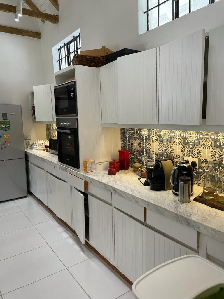A charming 4-bedroom double storey house on 0.9 Acre of Mature garden for sale          