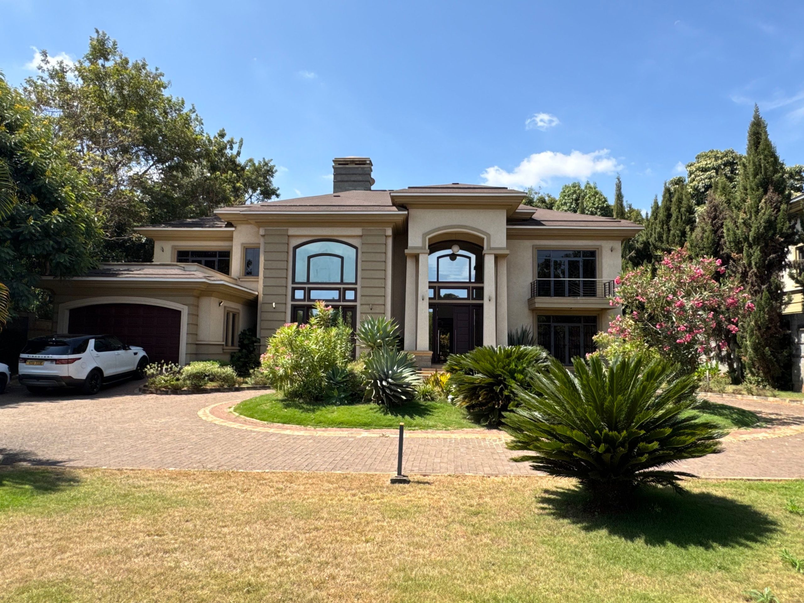 A spacious 5 bedrooms all ensuite in Runda for sale